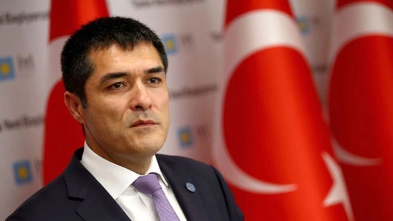 İYİ Parti Teşkilat Başkanı Buğra Kavuncu istifa etti.