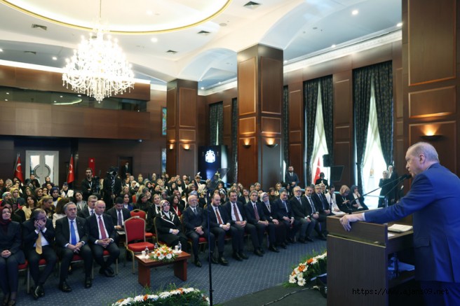 Aile kurumunun ve ailevi değerlerin muhafazasını beka meselesi olarak görüyoruz