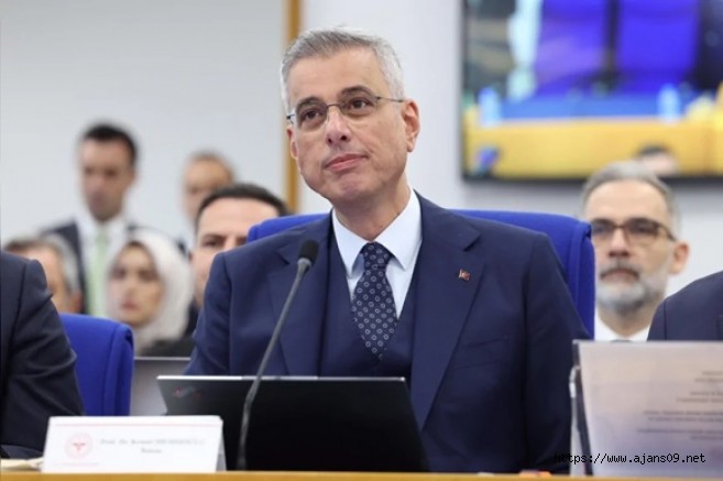 Bakan Memişoğlu: 'Koruyan, geliştiren, üreten sağlık modeliyle Sağlıklı Türkiye Yüzyılı’nı inşa ediyoruz”