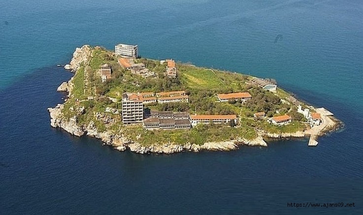 DEM Parti, Öcalan için İmralı'da bir konutu hazır...