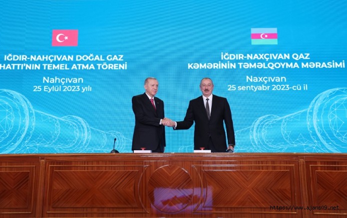 Erdoğan ve Aliyev Nahcıvanda Buluştu