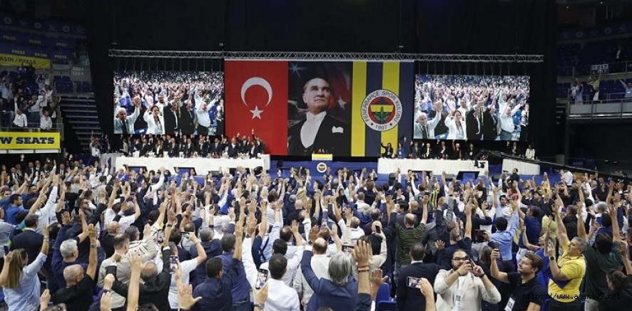 Fenerbahçe, stadyuma Atatürk'ün ismini vermek için harekete geçti