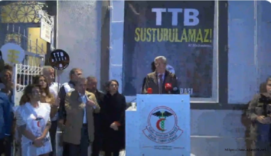 İzmir Tabip Odası'ndan TTB kararına tepki: İktidarın gösterdiği hedef doğrultusunda alındığına inanıyoruz