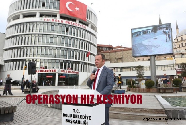 JANDARMA BOLU BELEDİYESİNDE ARAMA YAPIYOR