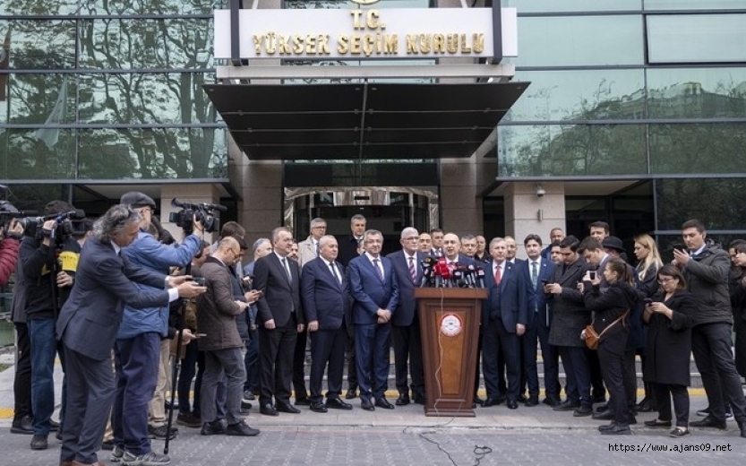 Kılıçdaroğlu Cumhurbaşkanı adaylığı için YSK’ya başvurdu