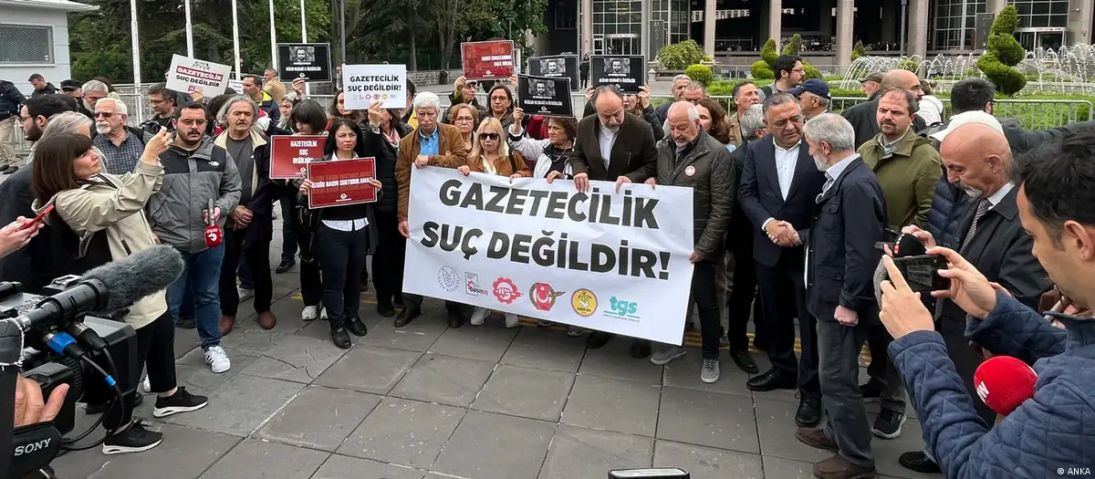 Basın örgütlerinden cezaevindeki gazeteciler için özgürlük çağrısı
