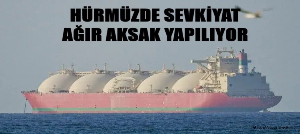 HÜRMÜZDE GEMİ GEÇİŞLERİ BAŞLADI