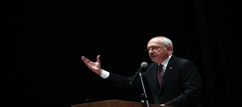 Kılıçdaroğlu CHP de Kurultay İstemediğini söyledi.