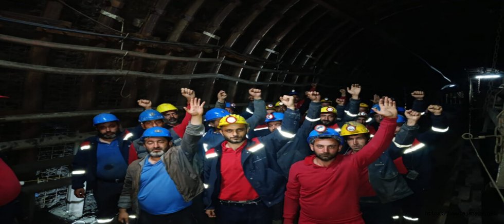 Maden İşcileri kararlı 'Ölümse Ölüm'