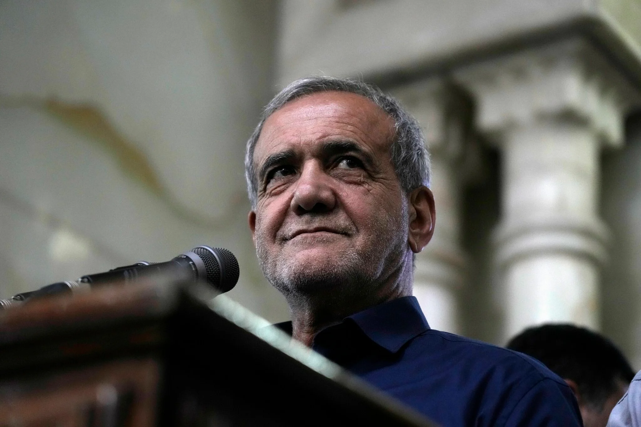 Pezeşkiyan'dan İsrail'e sert uyarı: 'Parmağımız tetikte