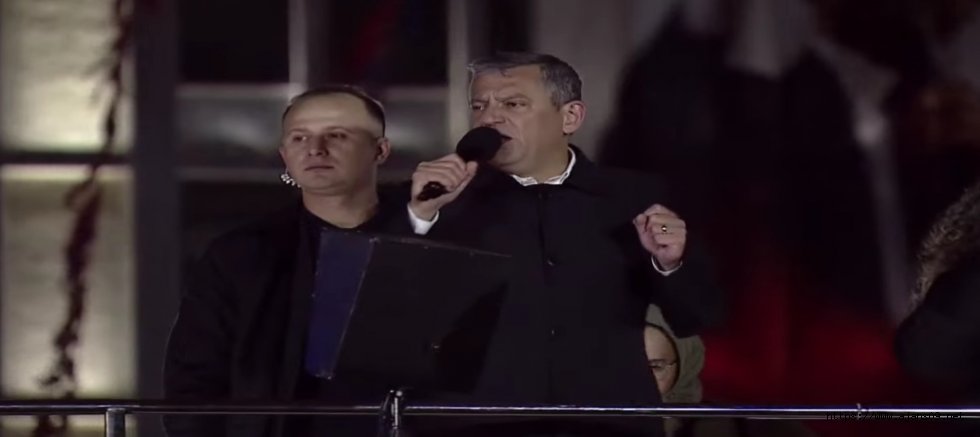 Saraçhane'de büyük miting: Yüz Binler meydana akın etti