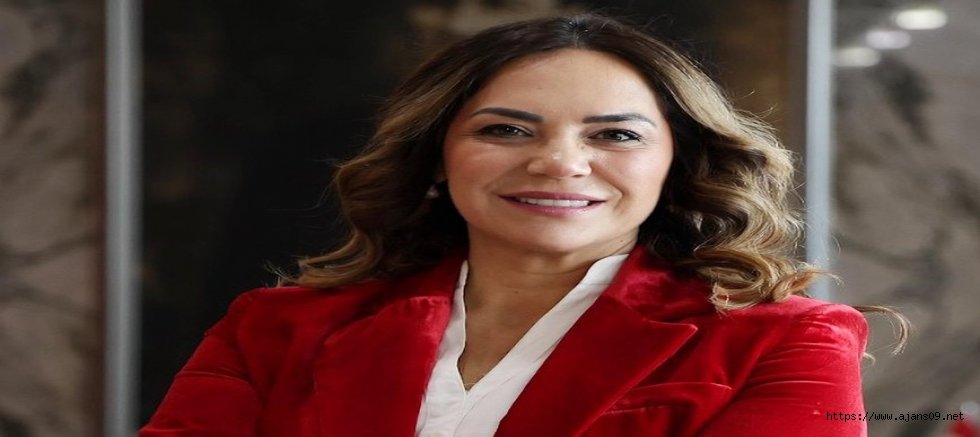 Tekirdağ Büyükşehir Belediye Başkanı Candan Yüceer YENİ bir Yola Çıkıyorum.