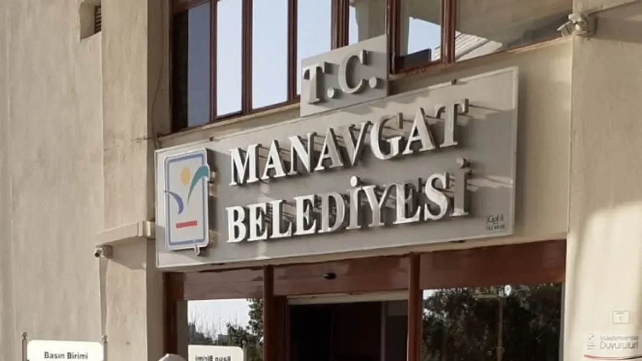 Rüşvetten Tutuklanan Belediye Başkanı görevden uzaklaştırıldı