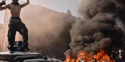 ABD polisi plastik mermiyle gazeteci vurdu