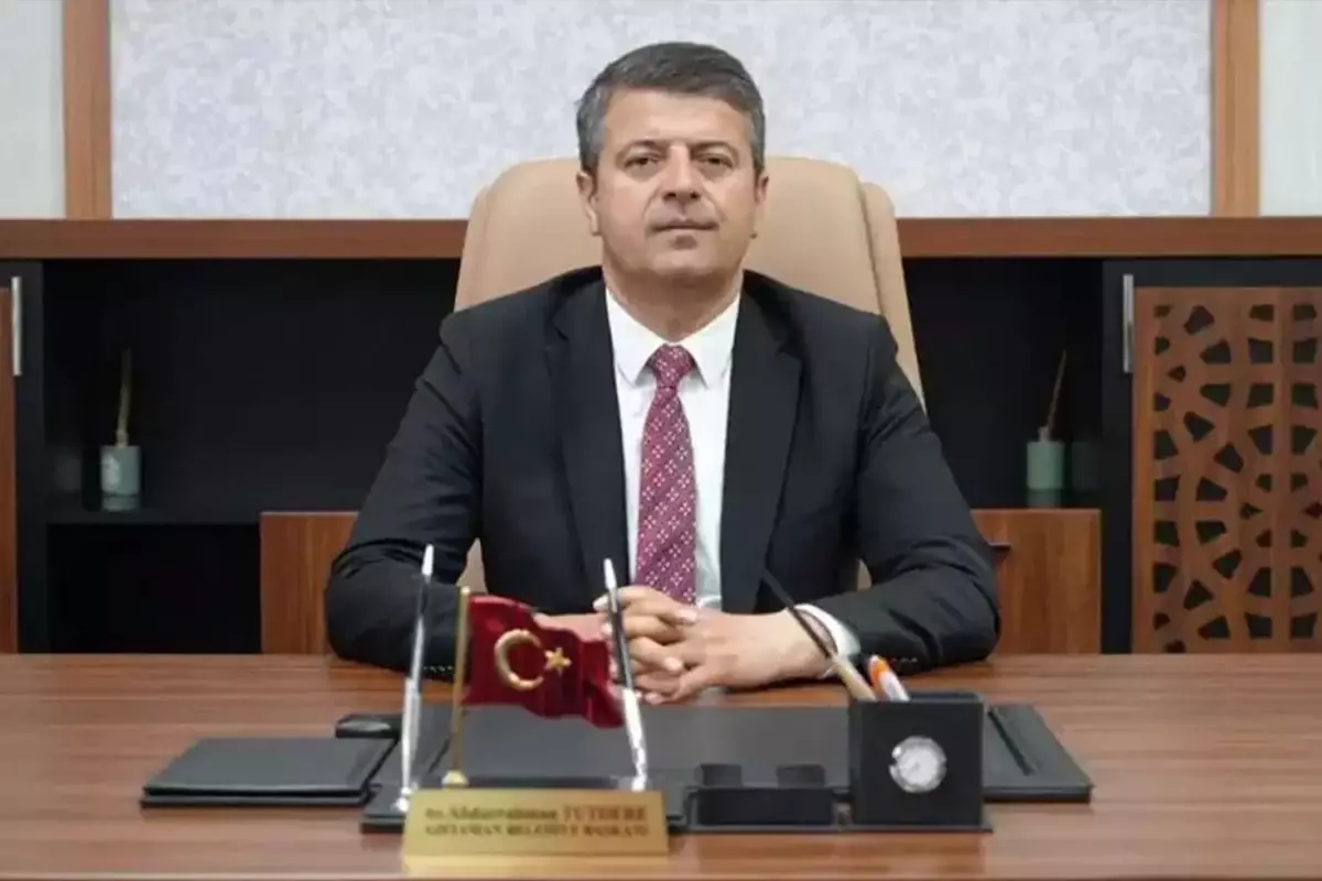 Adıyaman Belediye Başkanı Abdurrahman Tutdere'nin ev hapsi kaldırıldı