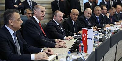 Ak Parti Seçim Tarihi Gündemiyle Toplandı