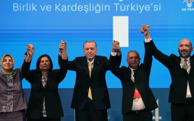 AKP'NİN BAŞKAN TRANSFERİNE 2 BELEDİYEDE DAHİL OLUYOR