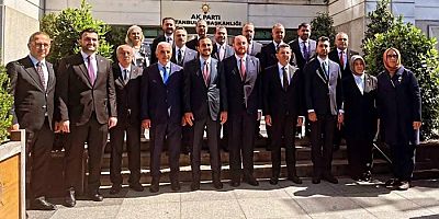 AKP Transferler İle İstanbulda İlçelerin Çoğunluğu Ele Geçirdi