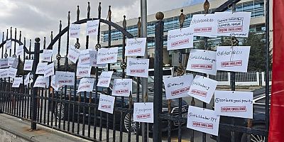 AYM önünde erişim engellerine karşı eylem