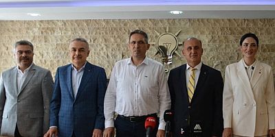 Aytekin Kaya AK Parti Teşkilatını Ziyaret Etti