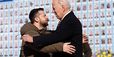 Biden, Ukrayna'ya ABD Yapımı Füzeleri Rusya'da Kullanmaya İzin Verdi