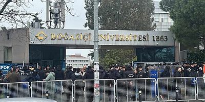 Boğazicinde AK Gençlik üyeleriyle fotoğraf çektirip 'Boğaziçi öğrencileri' diye servis ettiler