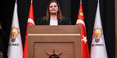 Burcu Köksal AKP’ye katıldı