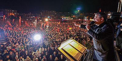 Bursa’da Görkemli bir  ‘İradeye Sahip Çıkıyoruz’ mitingi düzenlendi