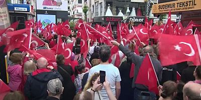 Camilerimizi Siyasete Alet Etmeyin. Orası Üstünlük Kurma Yeri Değildir.