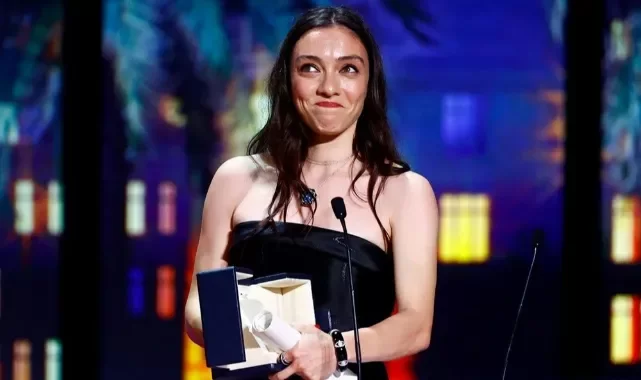 Cannes Film Festivali'nde en iyi kadın oyuncu ödülünü Merve Dizdar kazandı