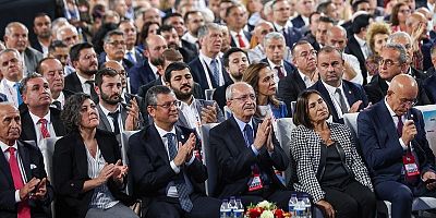 CHP DELEGESİ TÜMÜYLE KONGRE İMZASI VARDI
