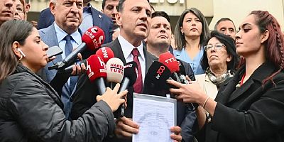 CHP İstanbul'da Kayyuma Yol Verdi, Çelik Mazbatasını Aldı