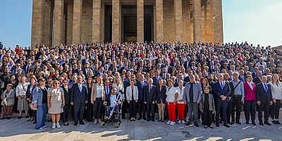 CHP Lideri Özgür Özel: 'Bugün Ağır Saldırılar Altında Olan Partimizi Ne Olursa Olsun Savunacağız