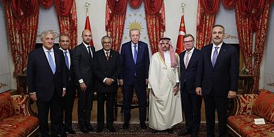 Cumhurbaşkanı Erdoğan, R4+E3 Toplantısı için İstanbul'a gelen dışişleri bakanlarını kabul etti