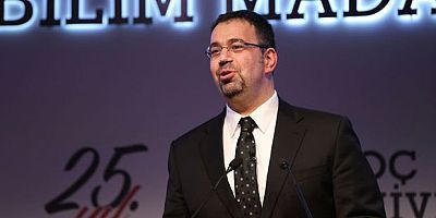 Daron Acemoğlu'na Ekonomi Nobel Ödülü Verildi