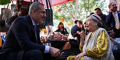 Dışişleri Bakanı Fidan Doğu Türkistan'ın Kaşgar şehrinde!