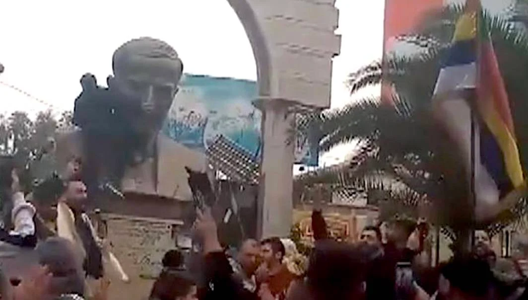 Esad'ın Askerleri Savaşmıyor...