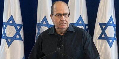 Eski Savunma Bakanı Moshe Yaalon, İsrail'i Gazze'de savaş suçları işliyor