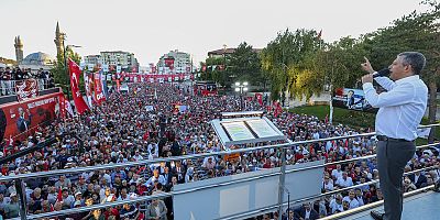 Ey Erdoğan, Millet Sandık İstiyor, Kaçma; Getir Sandığı, Kararı Millet Versin’