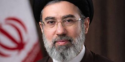 Hamaney: Hürmüz Boğazı kapalı kalacak