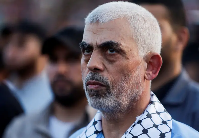 HAMAS KÖPRÜLERİ YAKTI