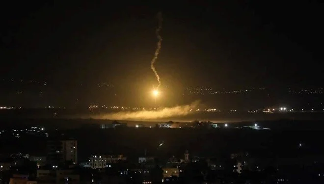 Husiler'den Tel Aviv'e İHA saldırısı: Demir Kubbe engelleyemedi, bir kişi hayatını kaybetti