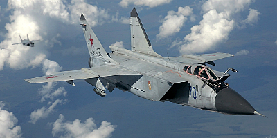 İşgal altındaki Kırım'a yapılan hava saldırısında işgalcilere ait iki MiG-31 uçağı imha edildi