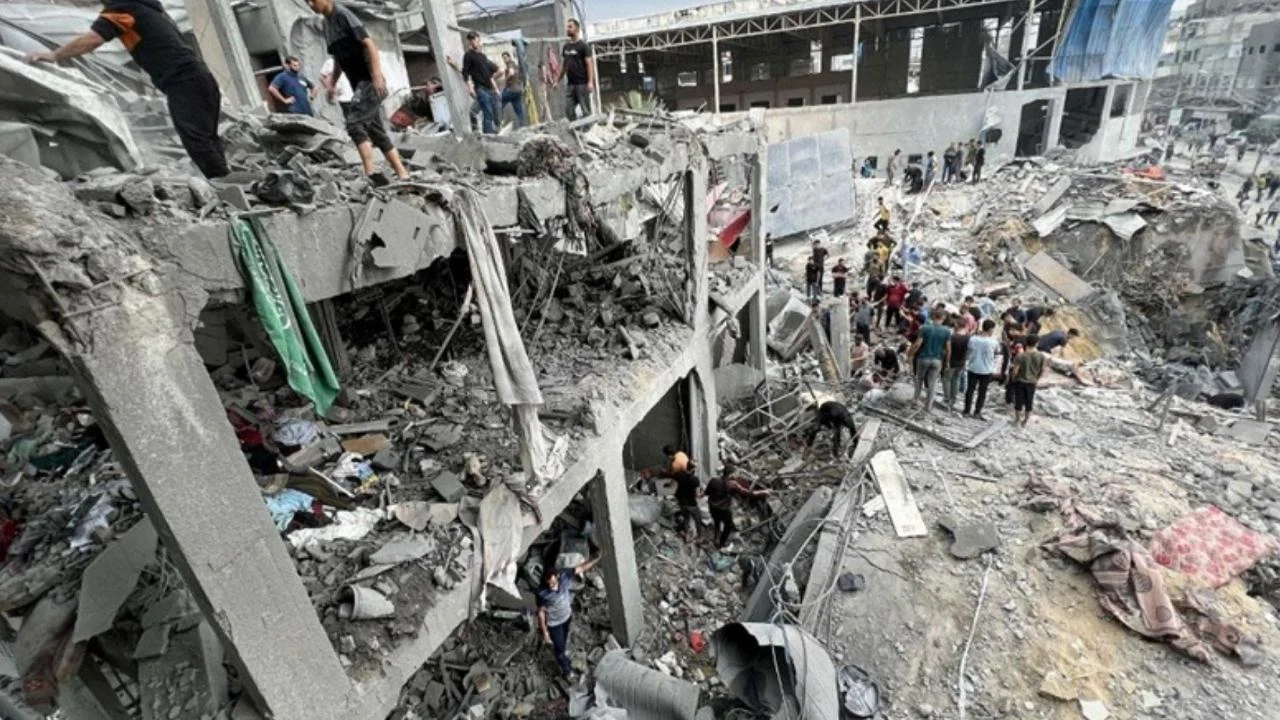 İsrail Gazze'yi vuruyor. Netanyahu Katliama Devam ediyor