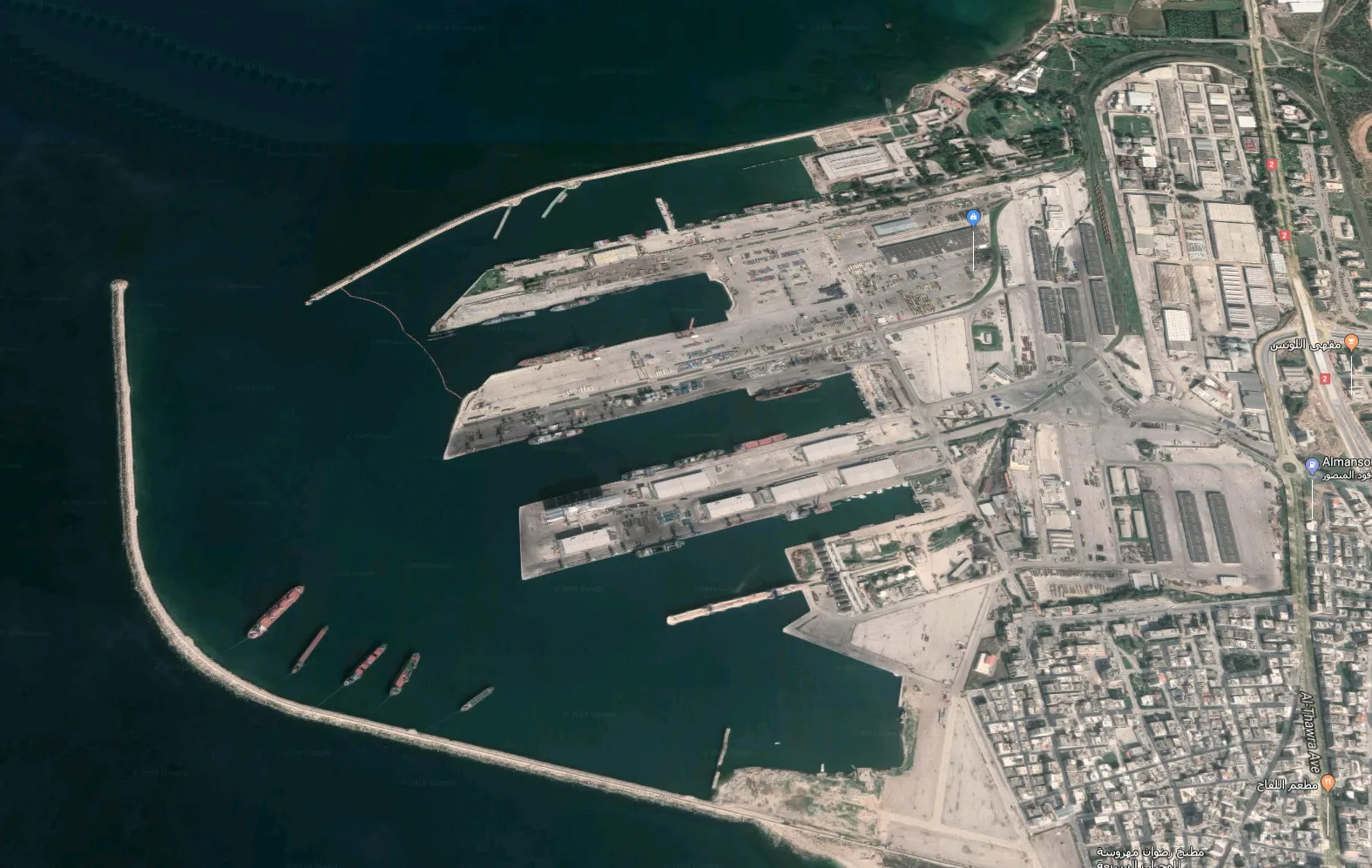 İsrail, Suriye'de Rus deniz üssünün bulunduğu Tartus'u vurdu!