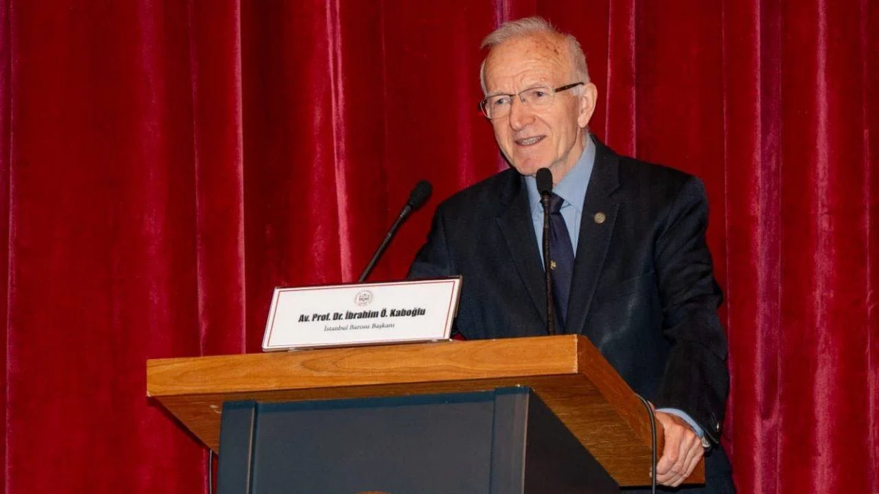 İstanbul Barosu Baskılara Biat Etmeme Kararlılığında