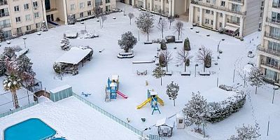 İstanbul'daki tüm okullar 1 gün süreyle tatil edildi