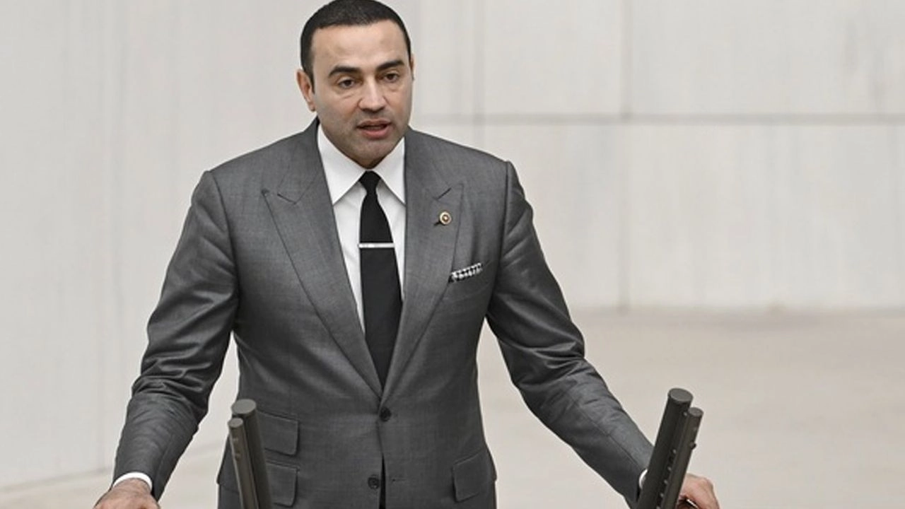 İYİ Parti Antalya Milletvekili Aykut Kaya istifa etti