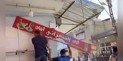 İzmir'den Sonra Adana'da Arapça Tabelaları Kaldırdı 