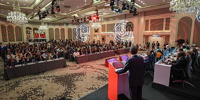 OTORİTERLİĞE KARŞI HAYATTA KALMAYI DEĞİL, ONU HALKLA YENMEYİ VE İKTİDARI HEDEFLİYORUZ